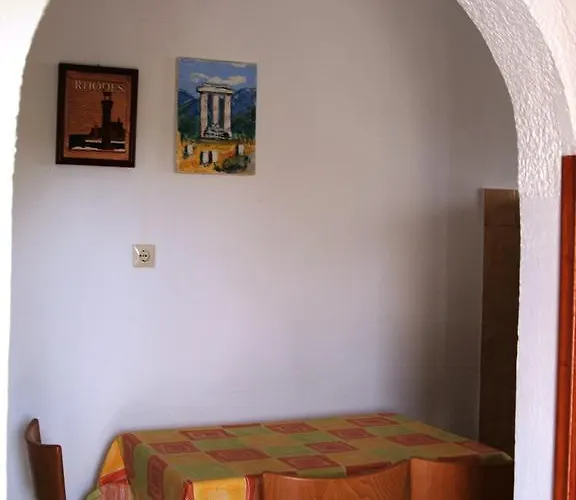 アパート Mary Christina